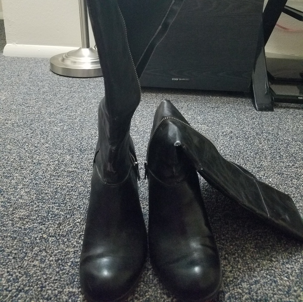 Knee high boots size 7 and 1/2